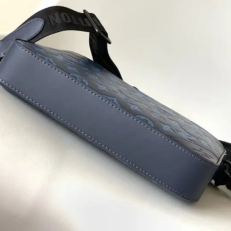 Brother Sam Yupoo Bag LV 2209HT0005 1025